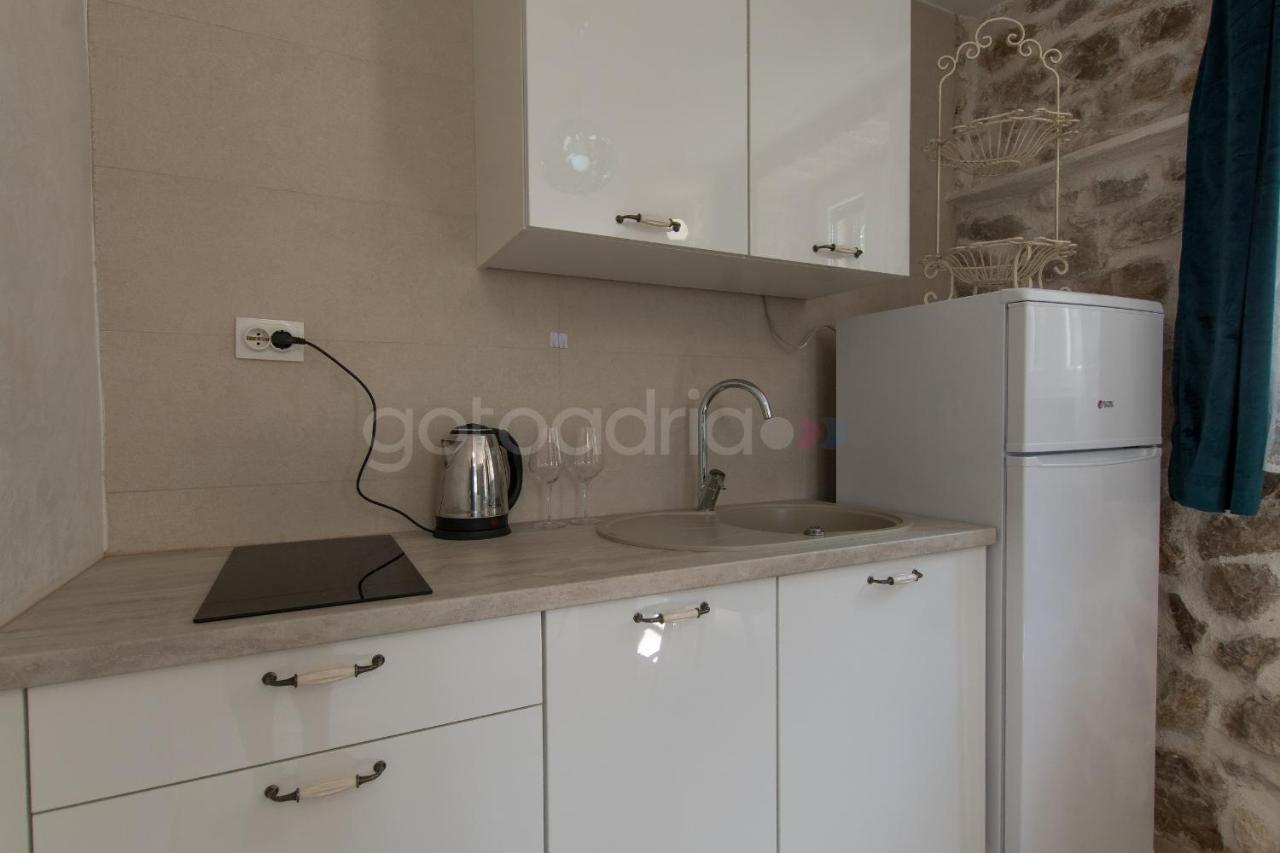 Holiday Home Godinj Donje Rascane Exterior photo