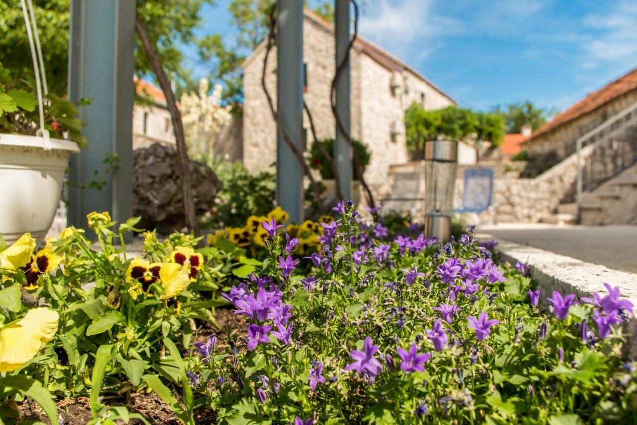 Holiday Home Godinj Donje Rascane Exterior photo